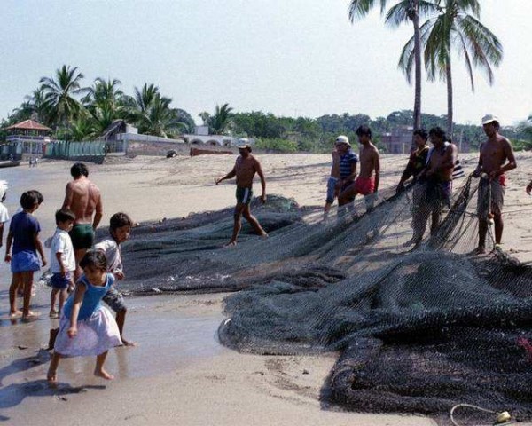 PEOPLE - INTERNATIONAL 105